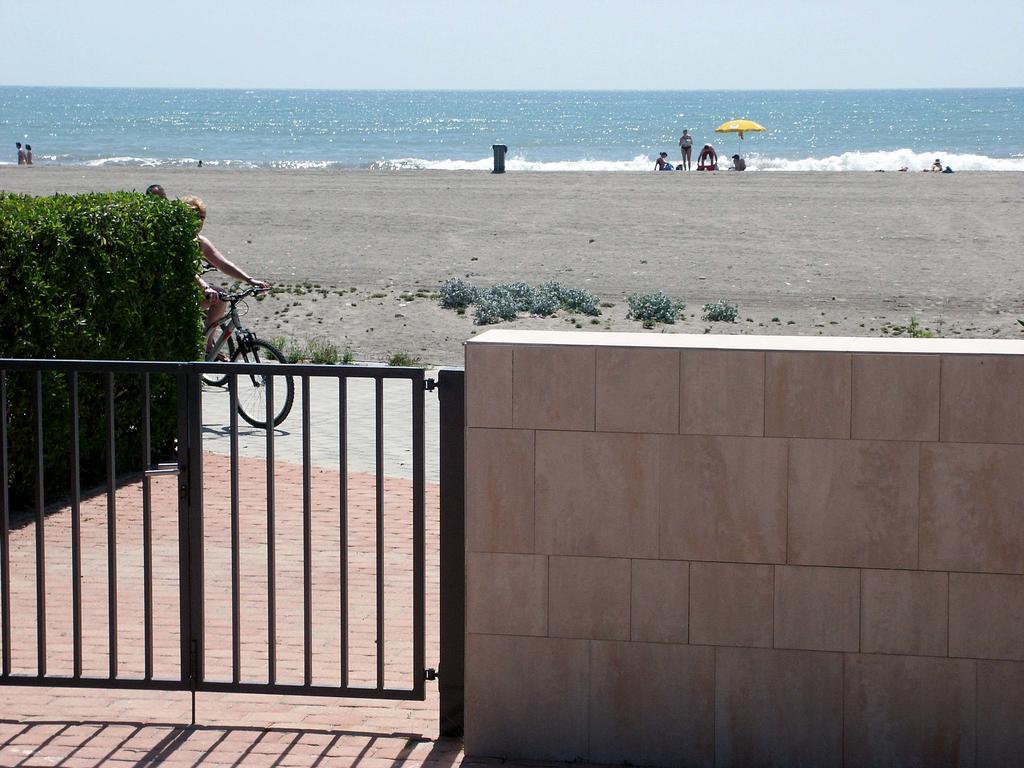 Apartamento Venavera Playa De Baria 2 K-1D Primera Linea Gran Terraza Y Wifi Buitenkant foto